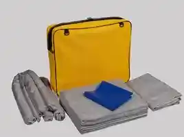 30L Universal Spill Kit in poly bag
