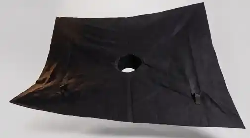 Storm drain filter for oil and sediment control